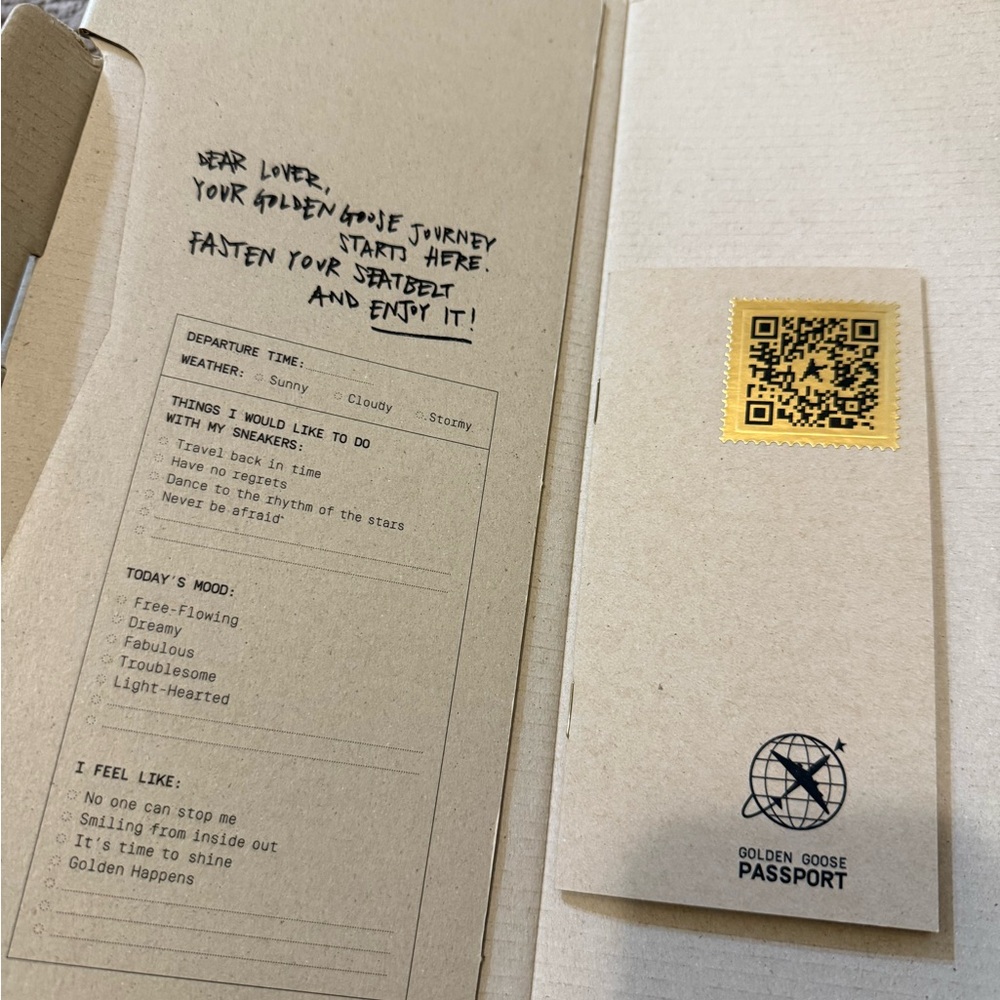 Golden Goose White Sneakers with Pink and Black Details - Picture 5 of 6